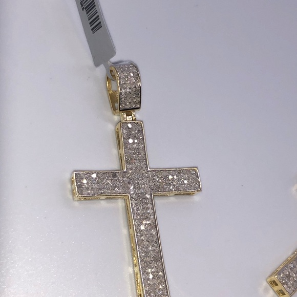 Real diamond Cross pendant Black Friday sale notCZ comes w/Authenticity card 1ct - Picture 8 of 9